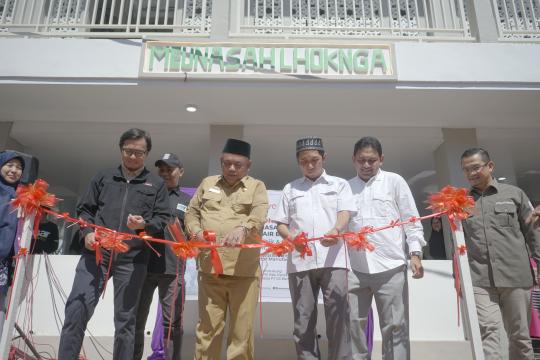 Serikat Pekerja PT TMMIN dan Laznas ASAR Humanity Pulihkan Meunasah dan Akses Air Bersih di Aceh