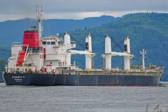 Houthi Yaman Serang Kapal Kargo di Laut Merah Hingga Tenggelam!