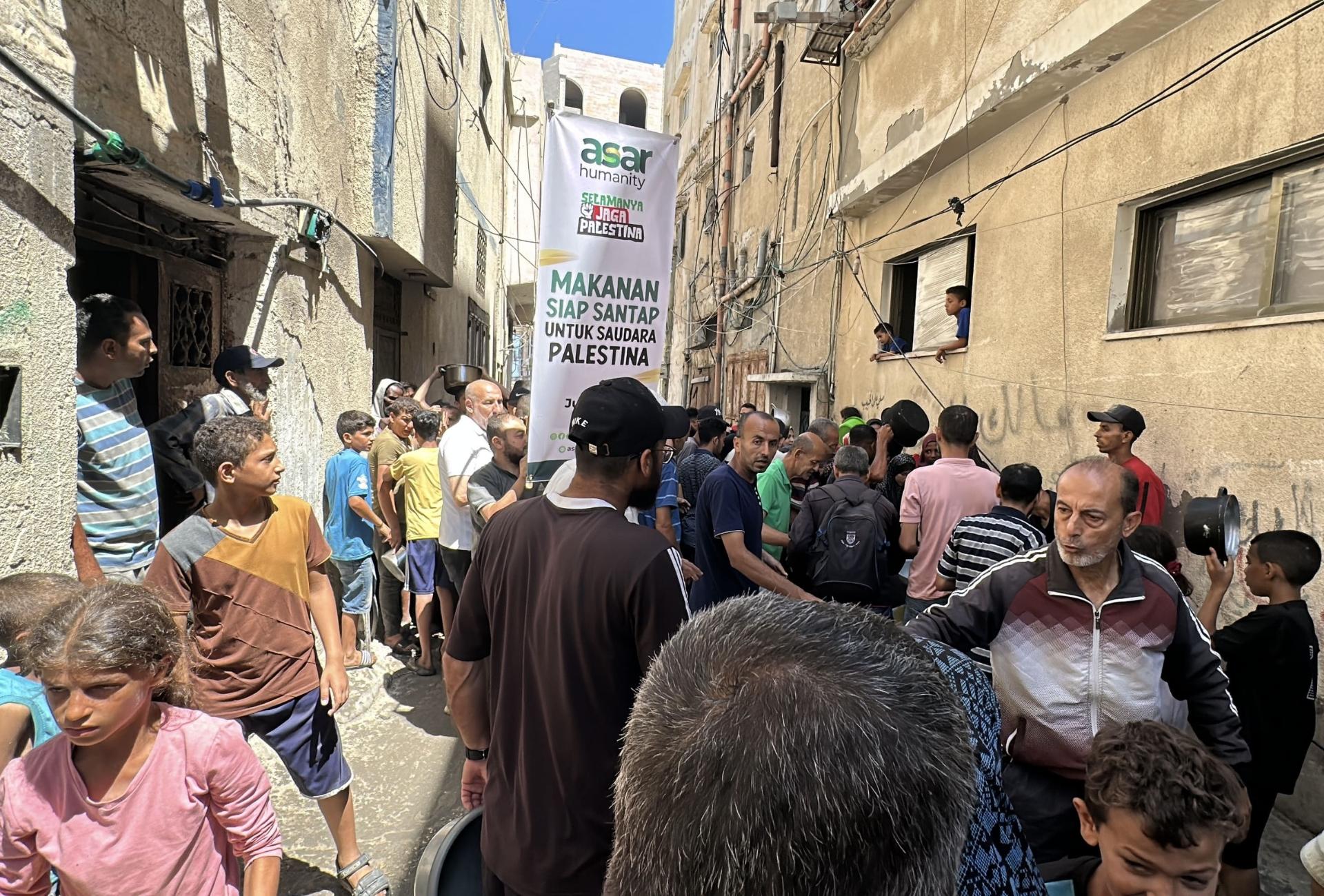 distribusi bantuan makanan siap santap oleh asarhumanity di gaza-donasi gaza palestina