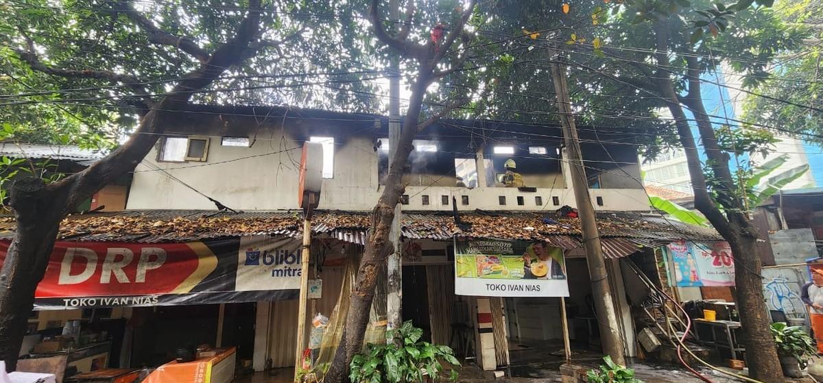 Ruko di Jalan Tentara Pelajar Jaksel Dilahap Sijago Merah