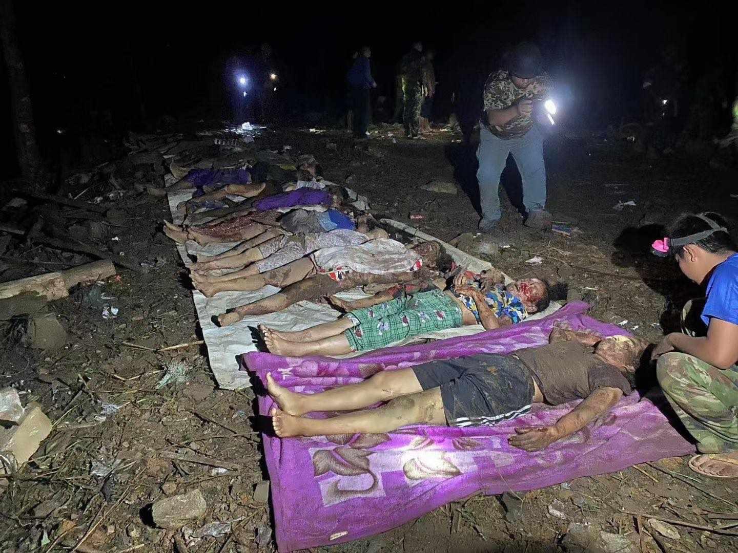 twittervid.com_NimrodAndrew_704734