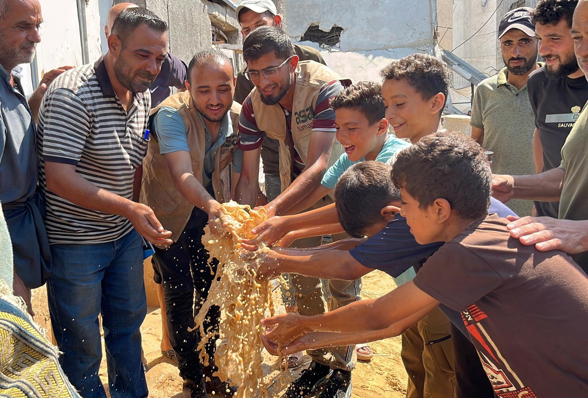 Website & Socmed AsHum-3