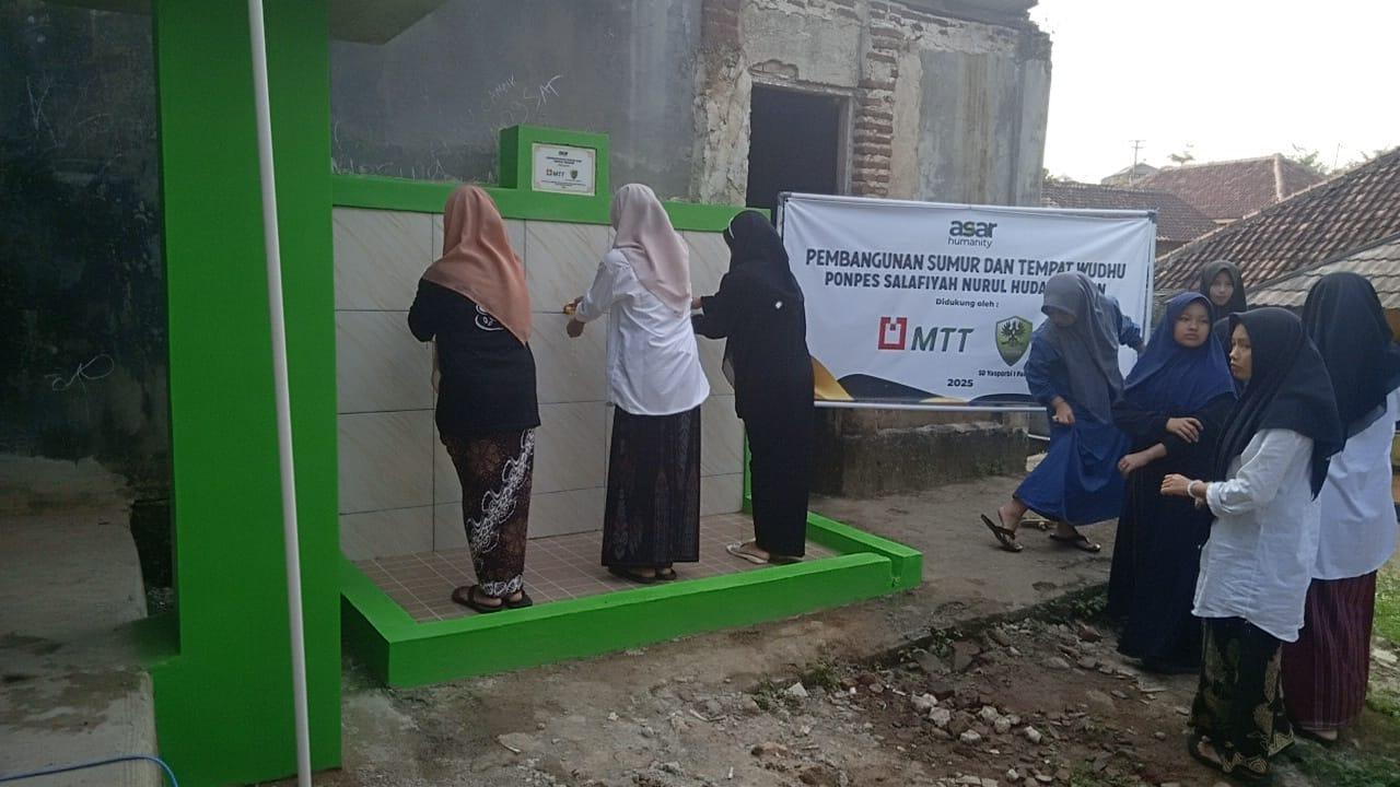 ASAR Humanity dan Majelis Telkomsel Taqwa (MTT) Hadirkan Solusi Air Bersih di Pesantren Cilegon