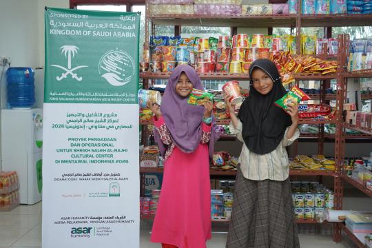 KSrelief dan ASAR Humanity Dorong Kemandirian Pesantren melalui Program Toko Kelontong di Kepulauan Mentawai