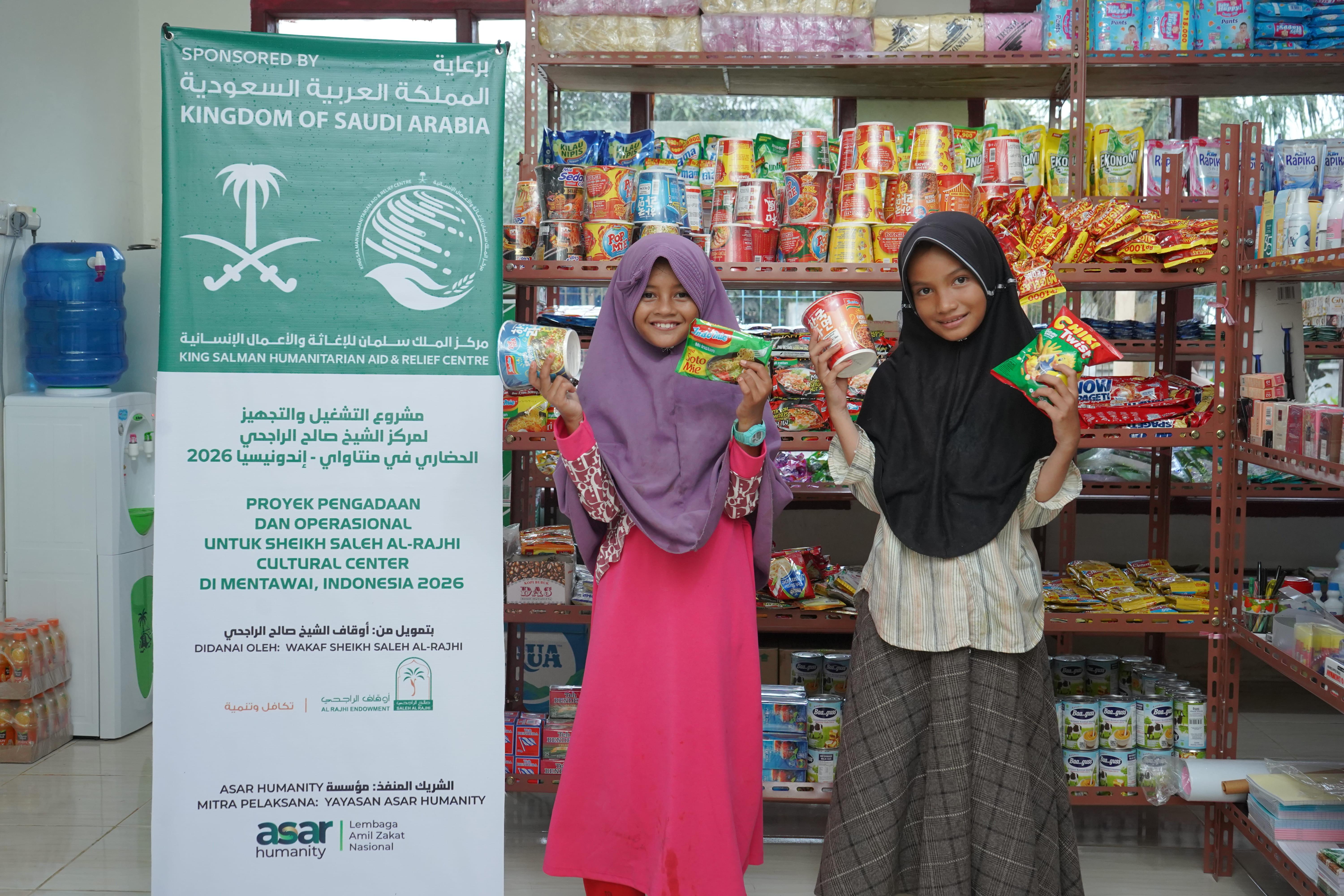 KSrelief dan ASAR Humanity Dorong Kemandirian Pesantren melalui Program Toko Kelontong di Kepulauan Mentawai