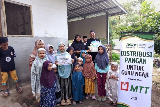 ASAR Humanity dan MTT Salurkan Paket Pangan untuk Guru Ngaji di Lombok, Wujud Apresiasi bagi Penjaga Cahaya Al-Qur'an