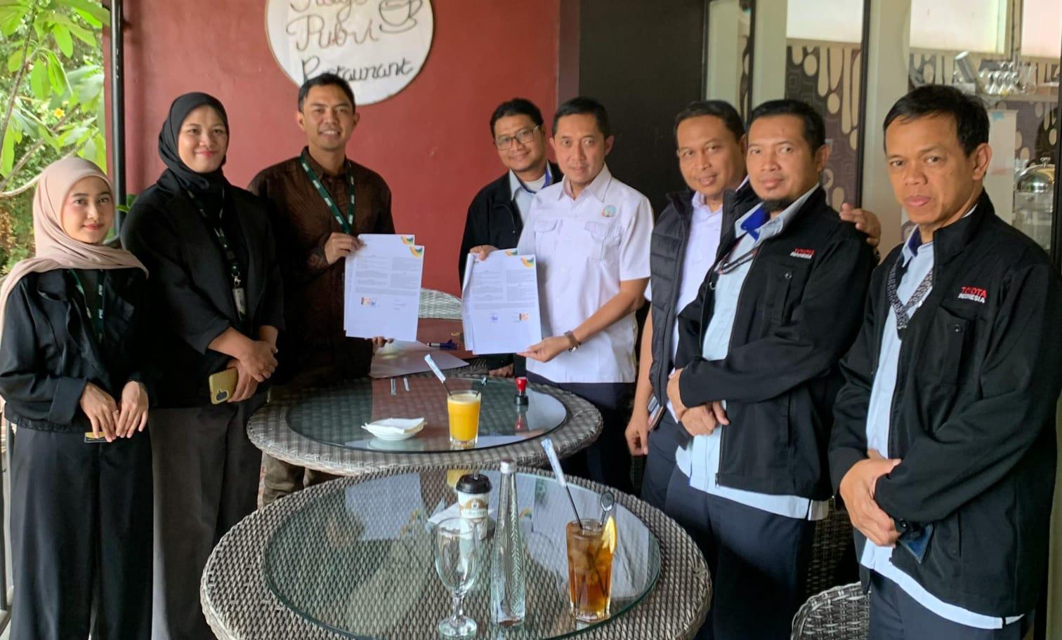 PUK SP LEM SPSI PT TMMIN dan LAZNAS ASAR Humanity Resmikan Kerja Sama Renovasi Meunasah dan Pembangunan Sumur Bor di Aceh