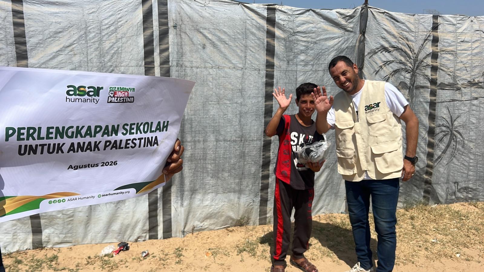 ASAR Humanity dan Sharing Happiness Salurkan 160 Sepatu dan 30 Tongkat Kruk untuk Warga Gaza