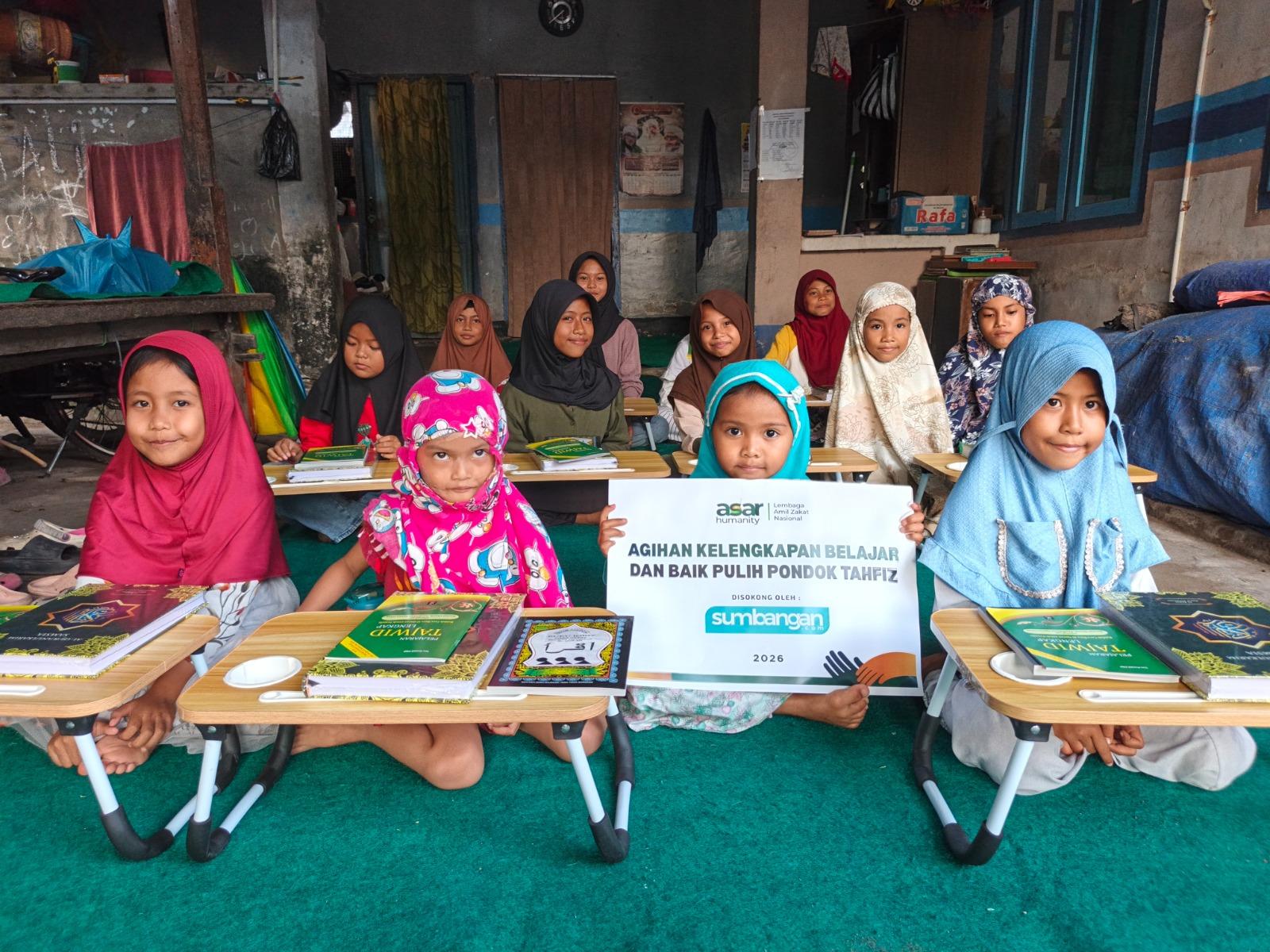 ASAR Humanity Bersama Sumbangan.com Salurkan Perlengkapan Belajar untuk 30 Santri TPQ Ar-Raudhoh di Lombok Barat