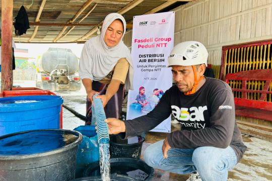 Fasdeli Group Bersama ASAR Humanity Salurkan Air Bersih untuk Penyintas Gempa NTT untuk 2.000 Jiwa di Nagekeo dan Lembata