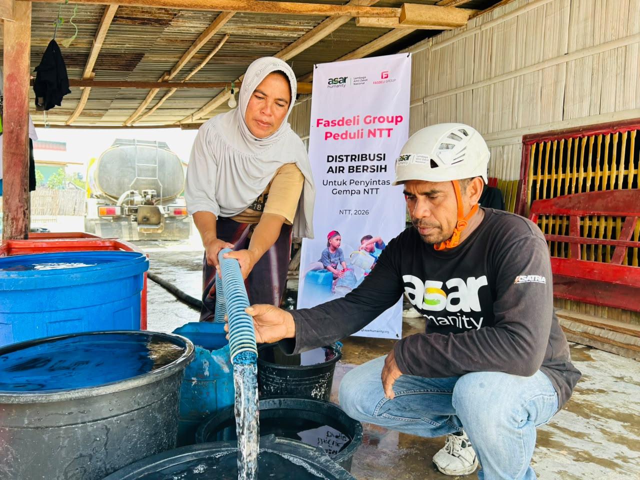 Fasdeli Group Bersama ASAR Humanity Salurkan Air Bersih untuk Penyintas Gempa NTT untuk 2.000 Jiwa di Nagekeo dan Lembata